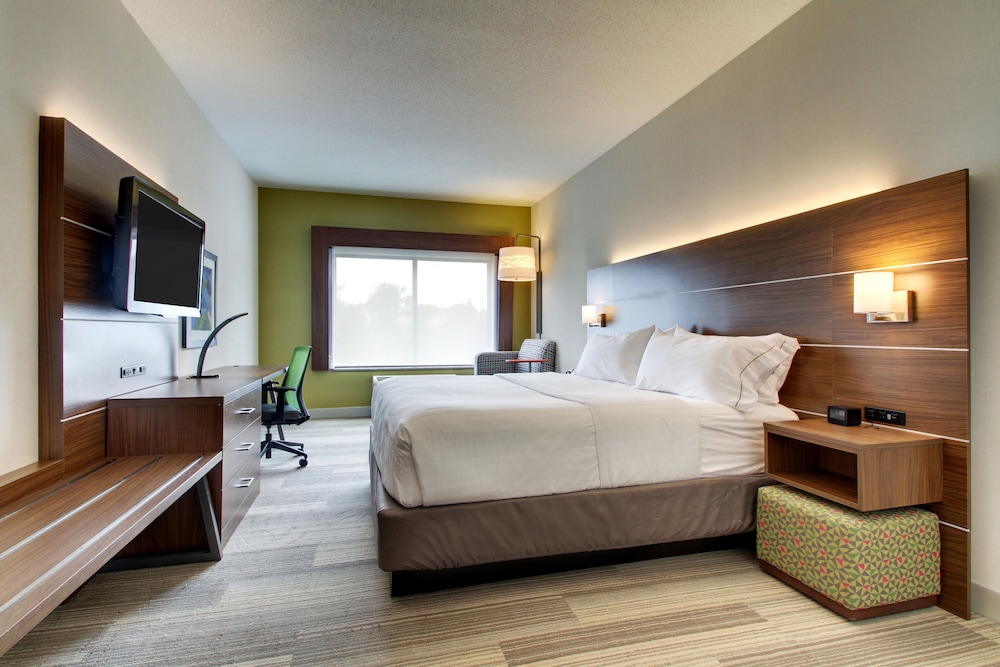 Holiday Inn Express & Suites Aurora Naperville by IHG - photo 8