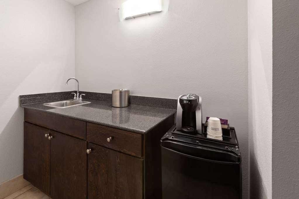 Wyndham Garden Norfolk Downtown - photo 25