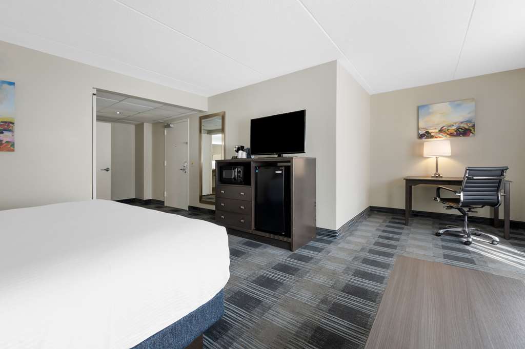 Best Western Plus Alexandria Fort Belvoir - photo 16