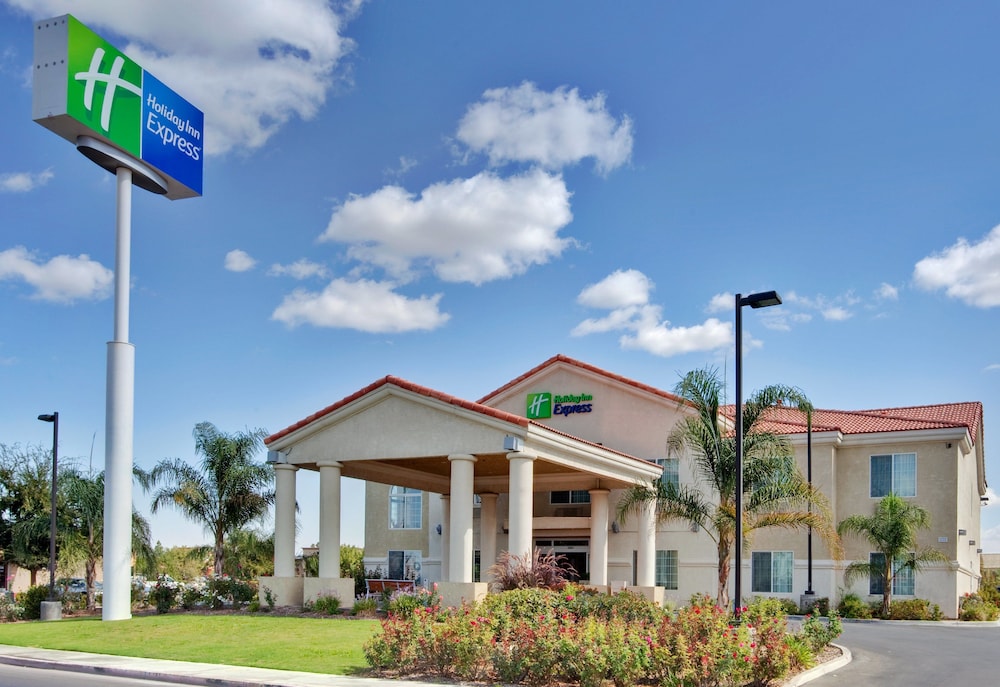 Holiday Inn Express Delano by IHG — hotel in Delano