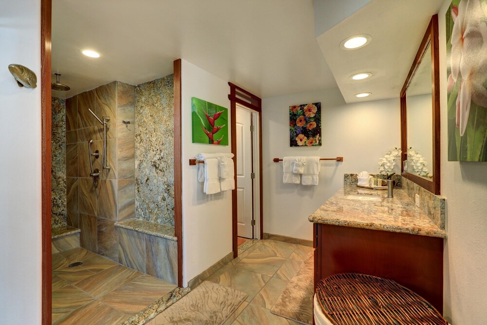 Hale Mahina Beach Resort - photo 12