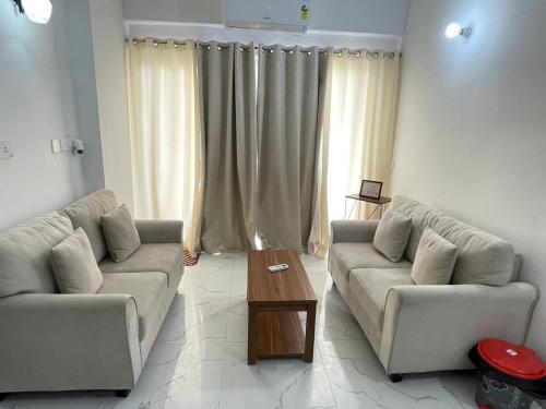 ATS Grand Casa Studio A Celebrity Stay — 4-Star Luxury Hotel in Greater Noida, India