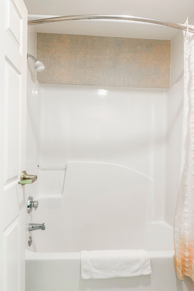 Oyo Hotel East Macon I 75 - photo 36