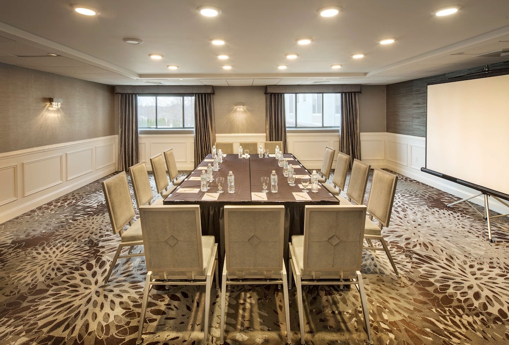 DoubleTree by Hilton Hotel Nanuet - photo 22