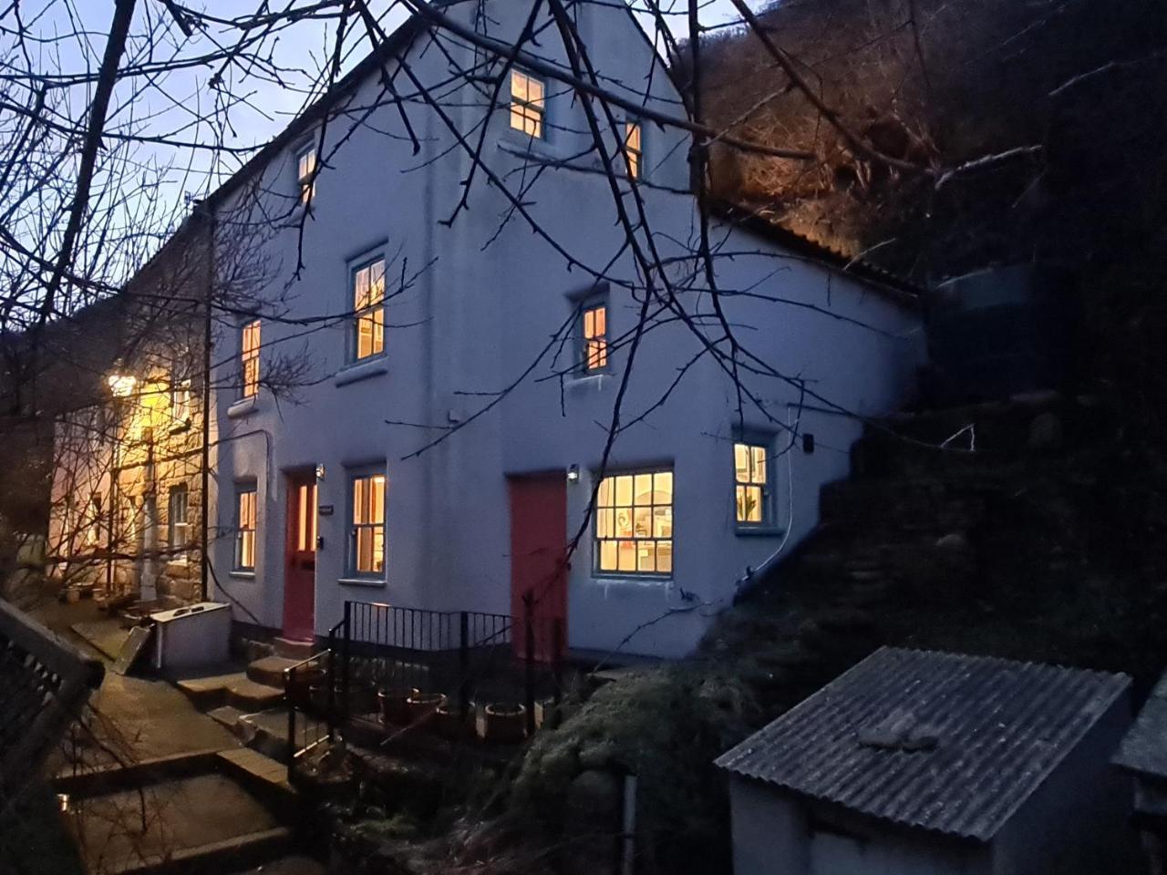 Wavelet Cottage a Staithes Gem