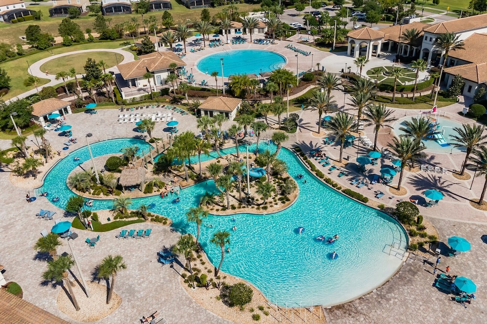 Orlando Resort Retreat Theme Park Haven 8 Bedroom Home by Overmoon - photo 24