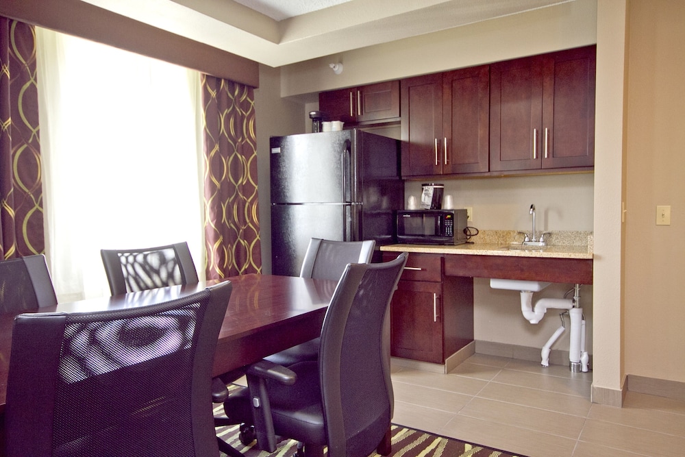 Holiday Inn Express Adrian an IHG Hotel - photo 5