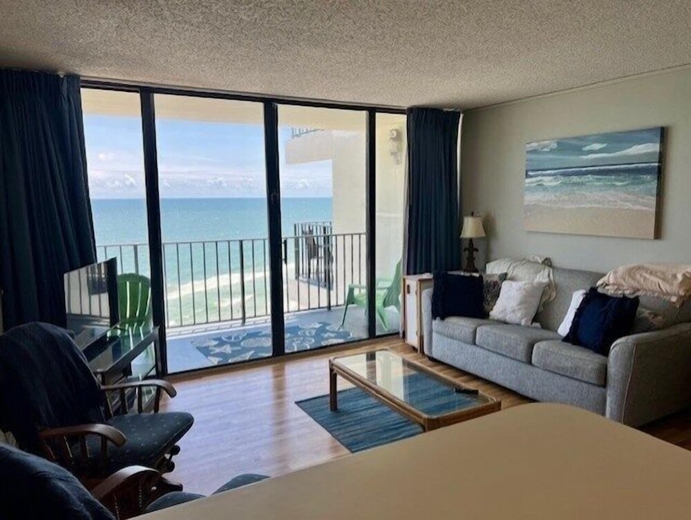 Royal Garden Resort 904 2 Bedroom Condo by RedAwning - photo 7