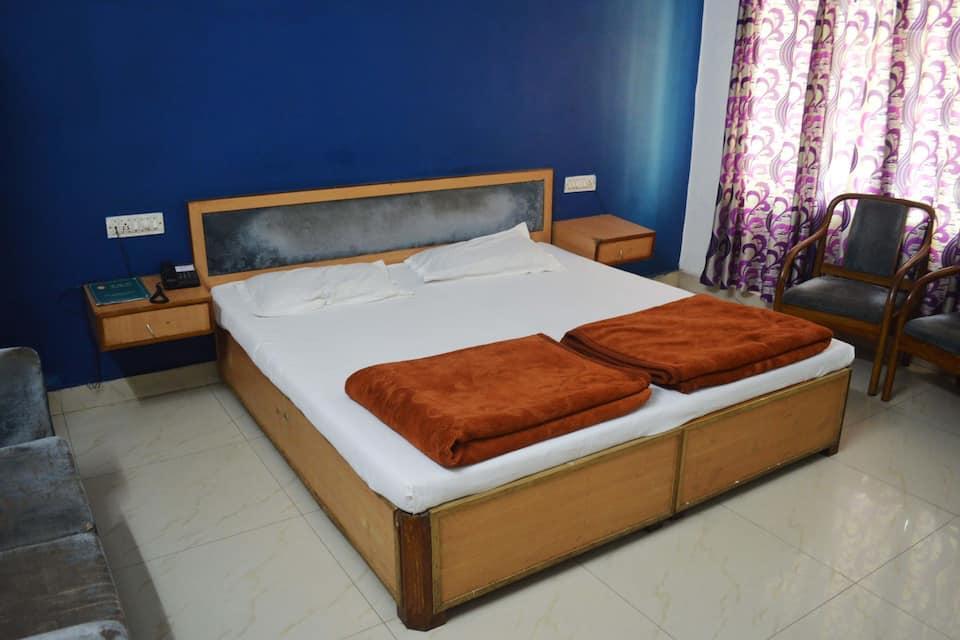 Hotel City Hub By Geostays in Jalandhar, India