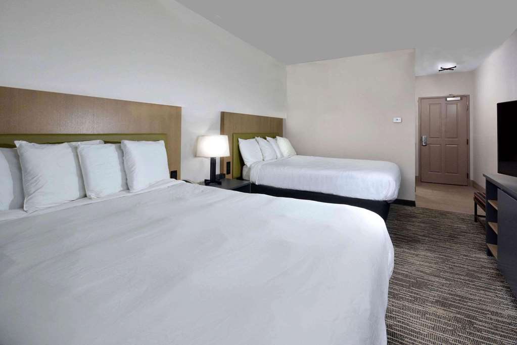 Country Inn & Suites by Radisson Asheville West near Biltmore - photo 8