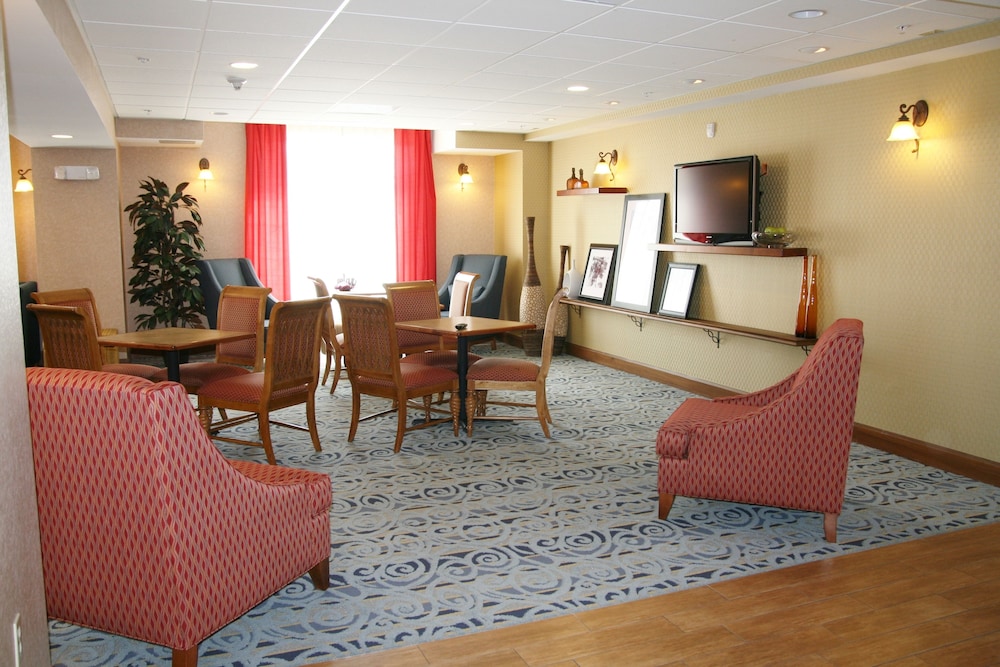 Hampton Inn & Suites Pittsburg CA - photo 12