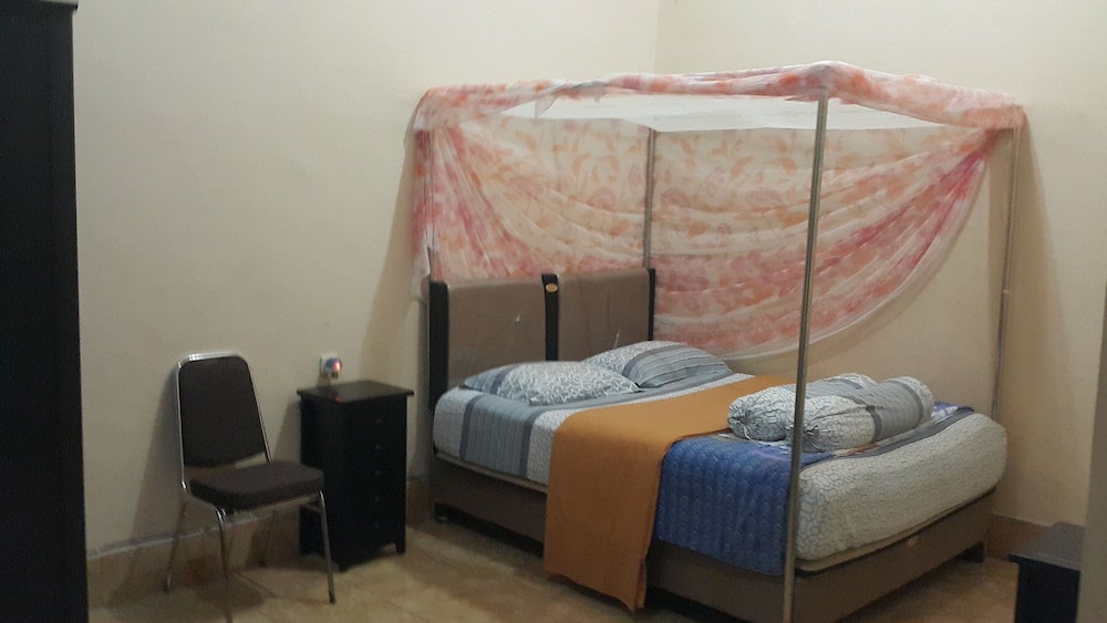Hotel Any Lestari - carbon neutral hotel in Dompu