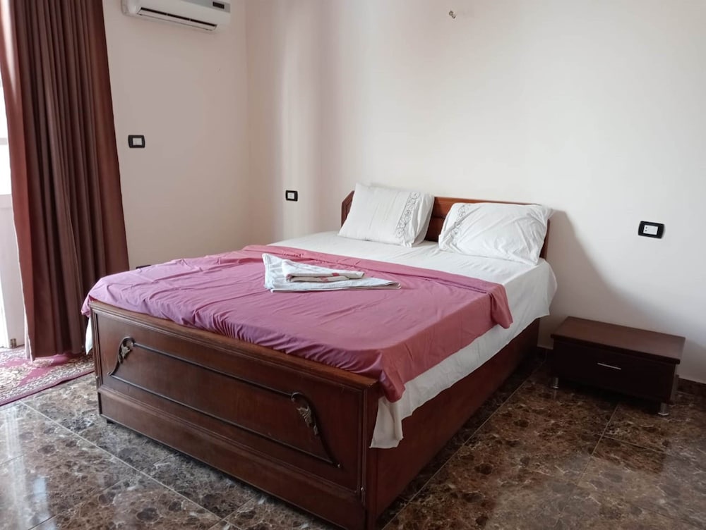 Hadi Guest House