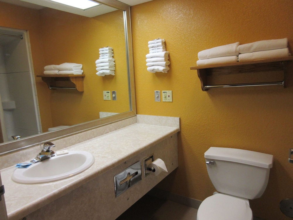 Parkfield Inn - photo 24