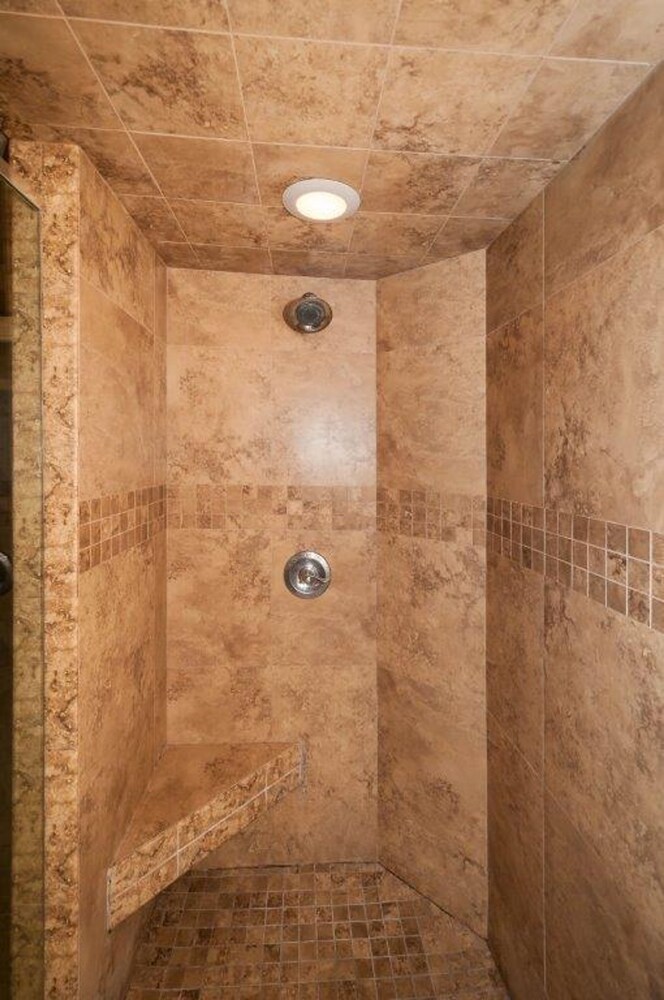 Silver Beach Towers 1002E 668815 - photo 16