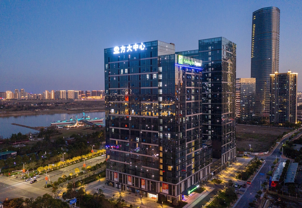 Holiday Inn Express Nanchang Riverside — hotel in Nanchang