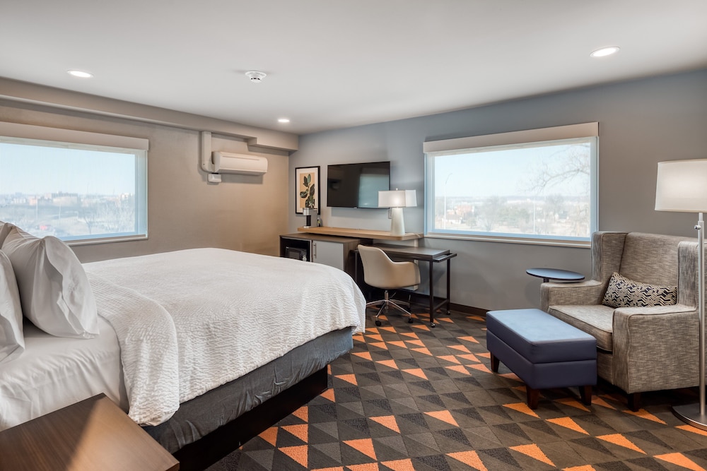 Holiday Inn Kansas City Downtown - photo 19