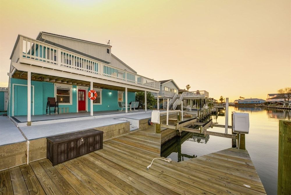 Dolphin Paradise by Miss Kitty s — hotel in Aransas Pass