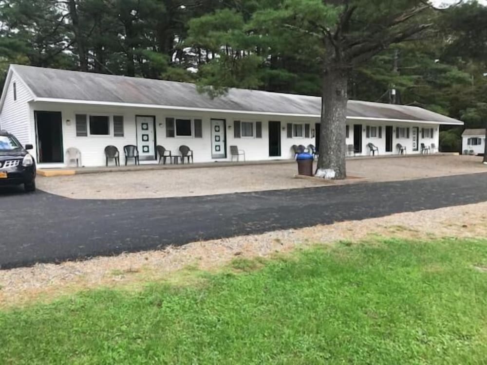 Catskill Motor Court Motel - photo 48