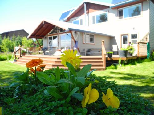 Bay Avenue Bed & Breakfast — 4-Star Luxury Hotel in Homer, United States