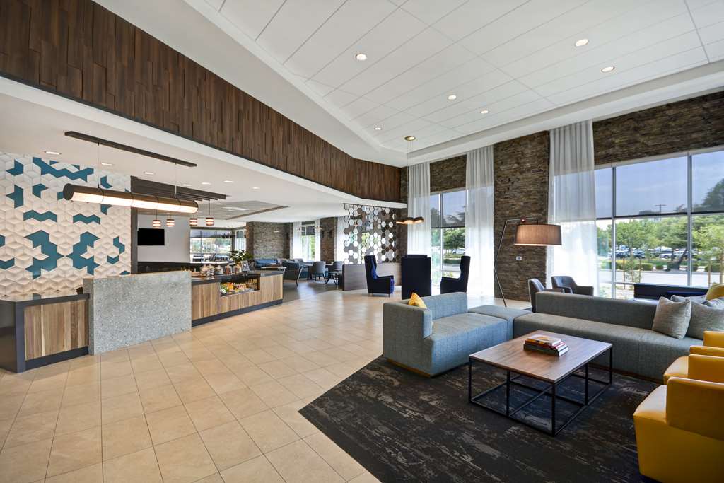 Hyatt Place Fresno - photo 2