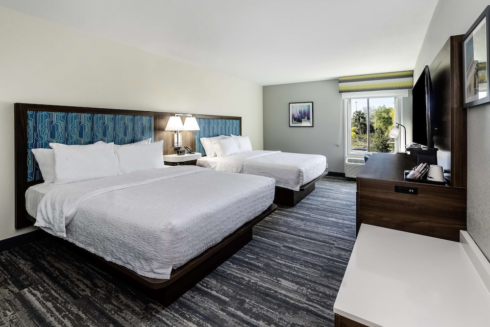 Hampton Inn Port Charlotte - photo 7