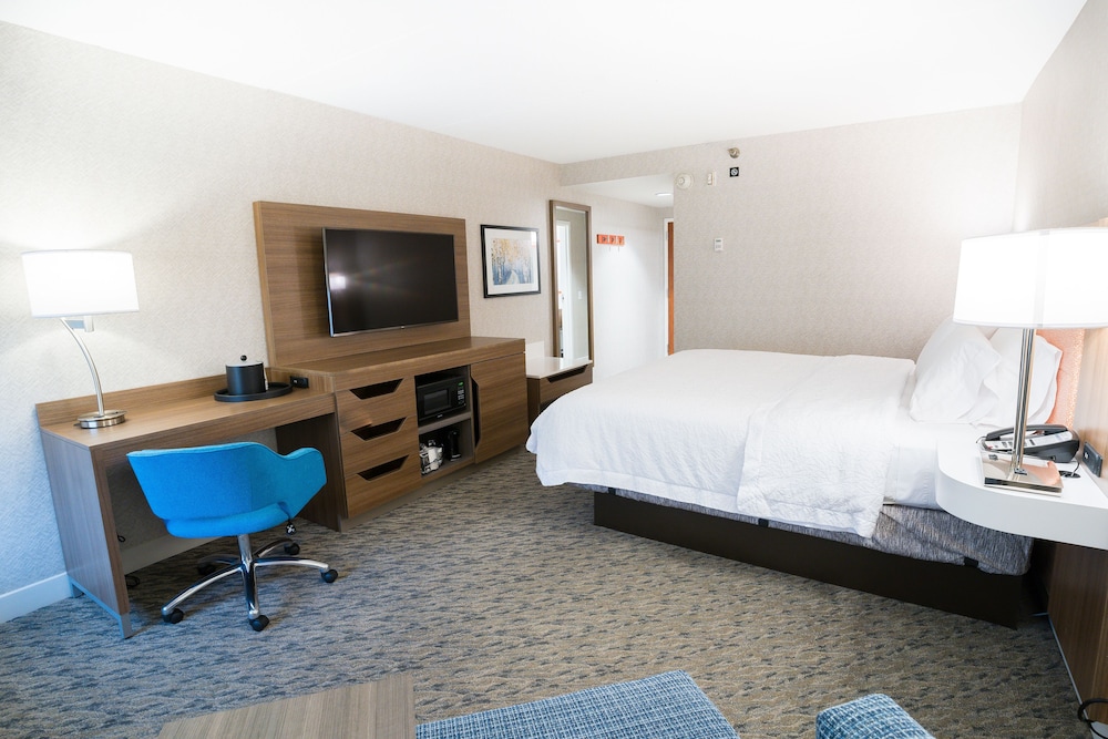 Hampton Inn Clarks Summit - photo 9