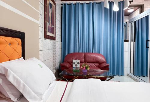 Double twins Hotel & Suites — Yaounde — photo 5