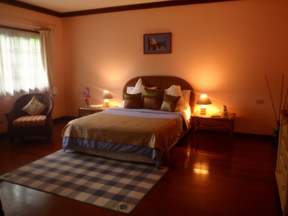 Las Flores Country & Beachside Hotel — Catmon — photo 5