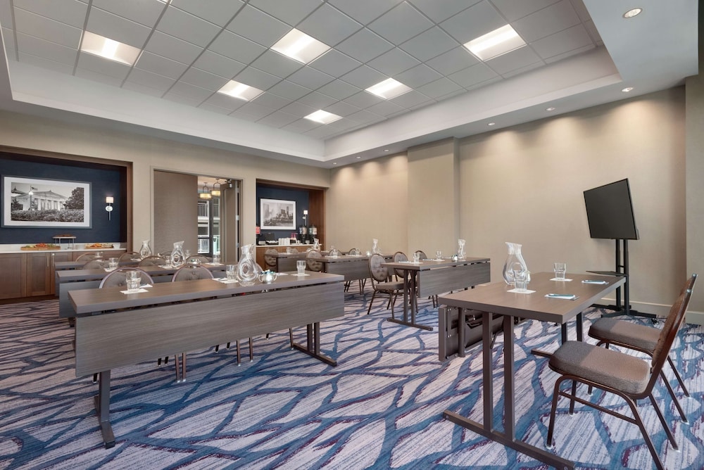 Hilton Garden Inn Chicago Downtown South Loop - photo 20