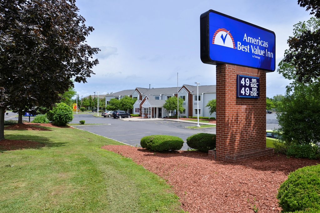 Americas Best Value Inn East Syracuse - photo 2