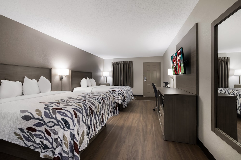Red Roof Inn Weedsport - photo 20
