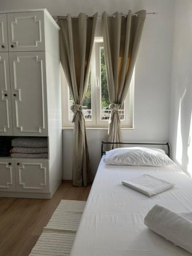 Holiday house Fila — 4-Star Luxury Hotel in Turanj, Croatia