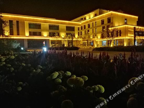 Hebin Hotel in Huocheng, People's Republic of China