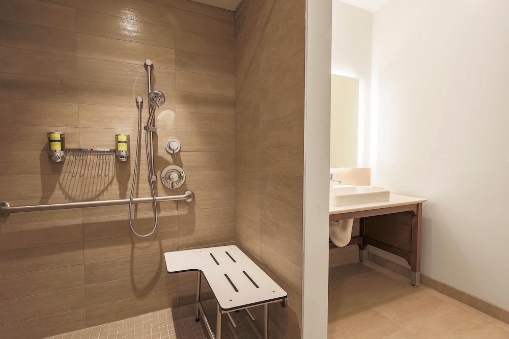 Element Ontario Rancho Cucamonga - photo 19