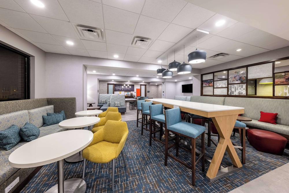 Hampton Inn Columbus Downtown GA - photo 3