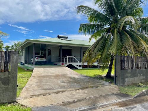 Fare Raniarii — hotel near Raiatea Airport