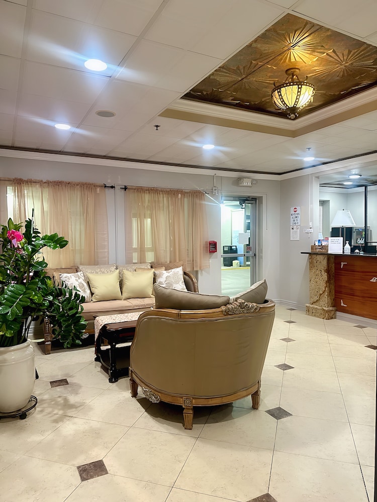 Days Inn by Wyndham Colorado Springs Air Force Academy - photo 3