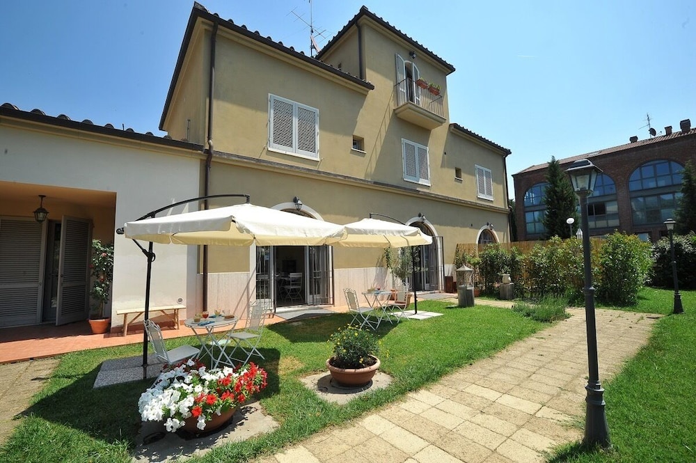 Homelink Poggibonsi - carbon neutral hotel in Barberino Val D'elsa