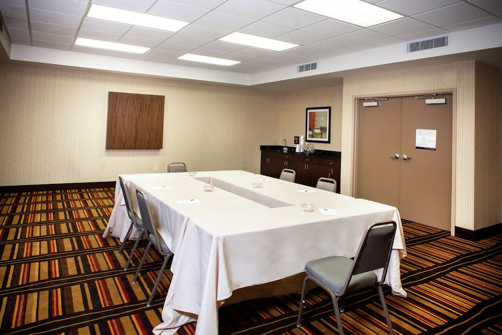 Hampton Inn Limerick Philadelphia Area - photo 59