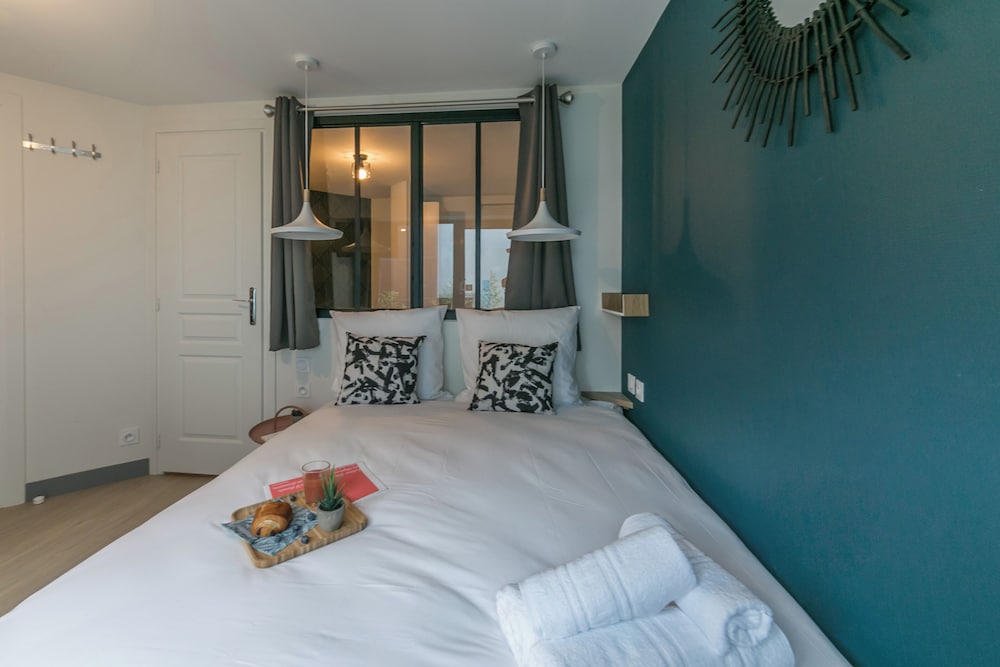WS Tour Eiffel Nicolo - last minute hotel in Paris