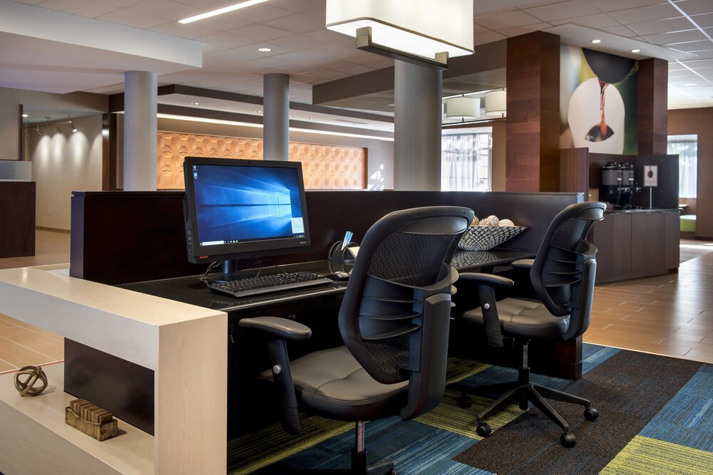 Fairfield Inn & Suites by Marriott Buffalo Amherst University - photo 38