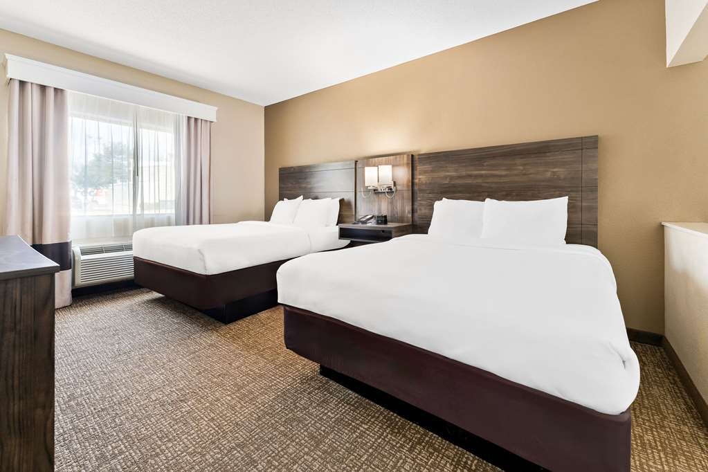 Comfort Suites near Robins Air Force Base - photo 13