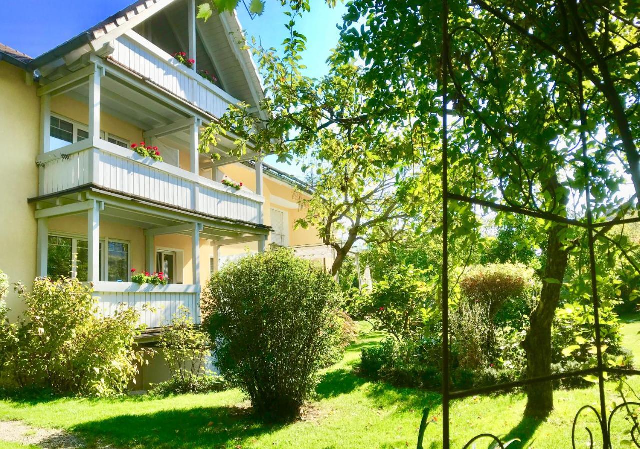 Apartment Daniela — 4-Star Luxury Hotel in Radolfzell, Germany