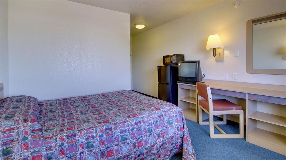 Motel 6 Sioux Falls - photo 18