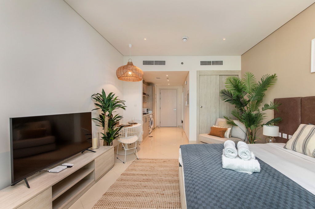 Modern and Cozy Studio at Seven Palm Prime Location — 4-Star Luxury Hotel in Dubai, United Arab Emirates