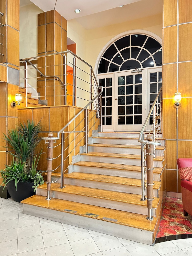 Ponce De Leon Hotel - photo 22