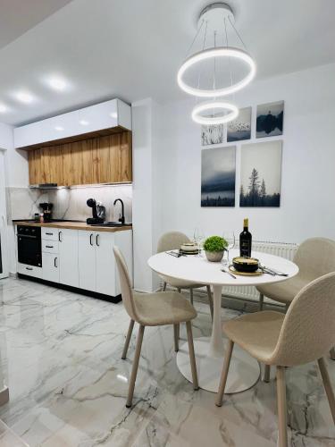 Perfect Combination - carbon neutral hotel in Unknown City