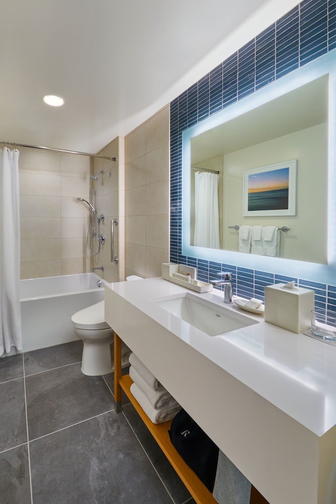 Renaissance Honolulu Hotel & Spa - photo 49