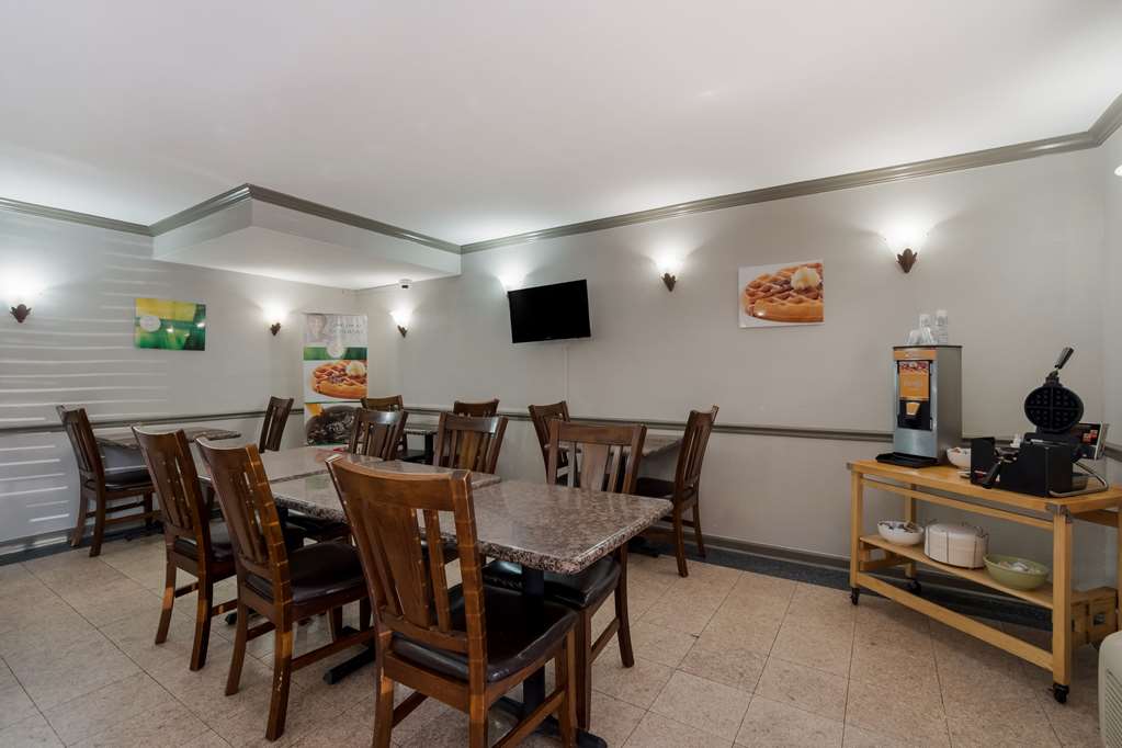 Quality Inn Fort Jackson - photo 29